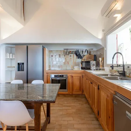 Puccinelli * פורטו-וישיו