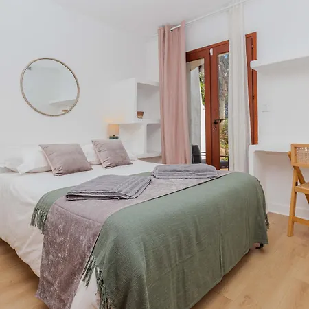 Puccinelli Bed & Breakfast *